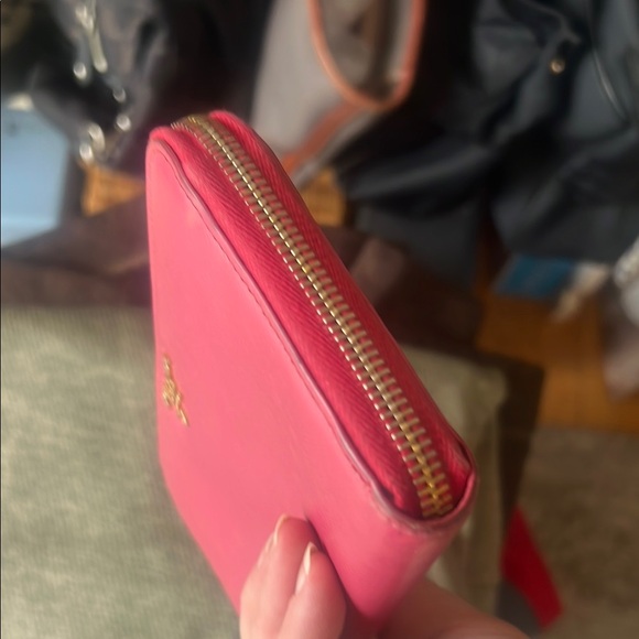 Prada Pink Wallet - Picture 6 of 16